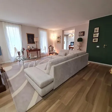 Queen With Double Bed Apartment